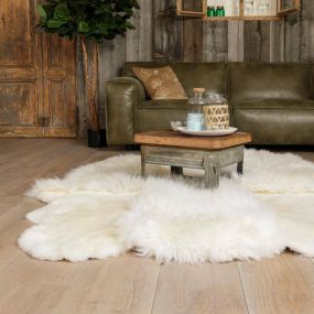XL sheepskin rug white